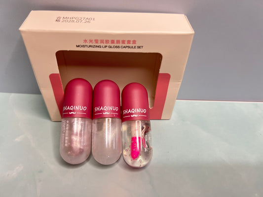 Capsule shape lip gloss